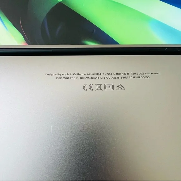 Applel MacBook Pro 13-inch - Picture 5 of 14